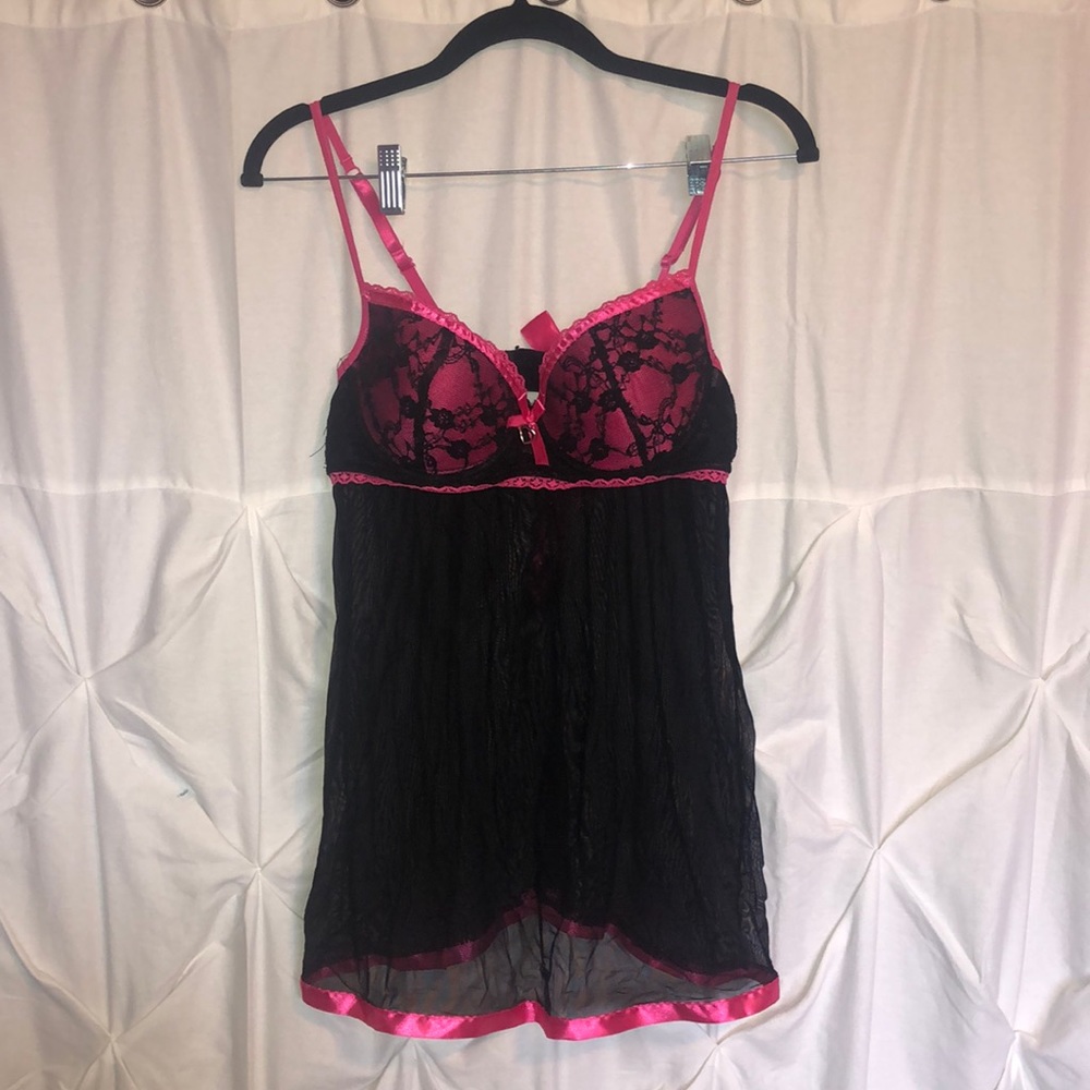 Sexy black & pink lingerie